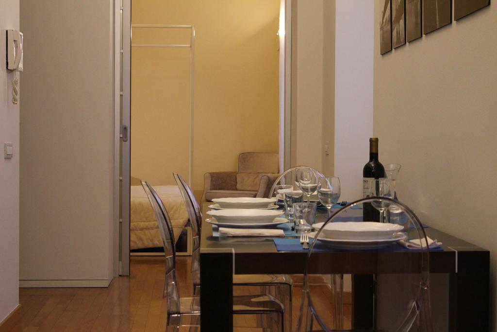 Via Rusconi 10 - Bymyhomeincomo Buitenkant foto